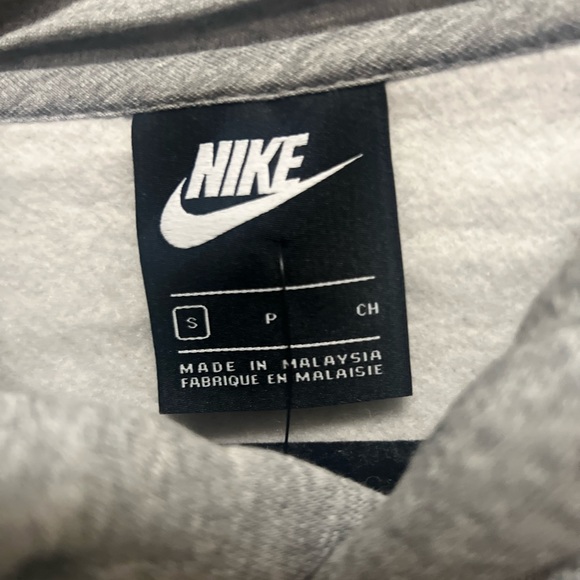 Nike Club Fleece Pullover Hoodie - Picture 3 of 6